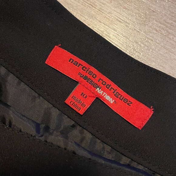 VINTAGE Narciso Rodriguez metallic gold skirt - Picture 2 of 4